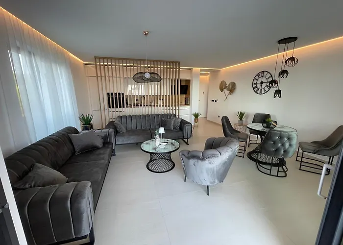 Apartament Sunhill Dario *